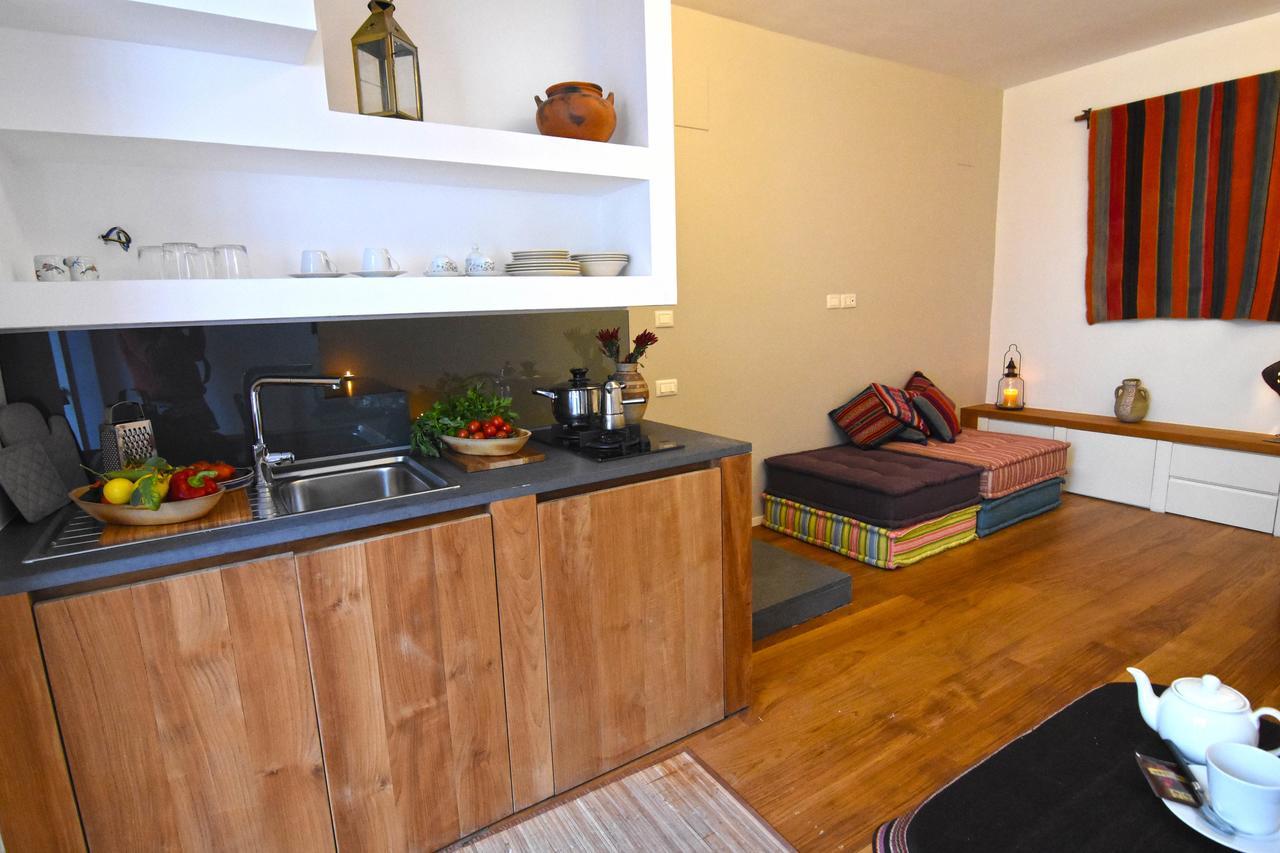 Corte Capomazza Appartamenti Naples Luaran gambar