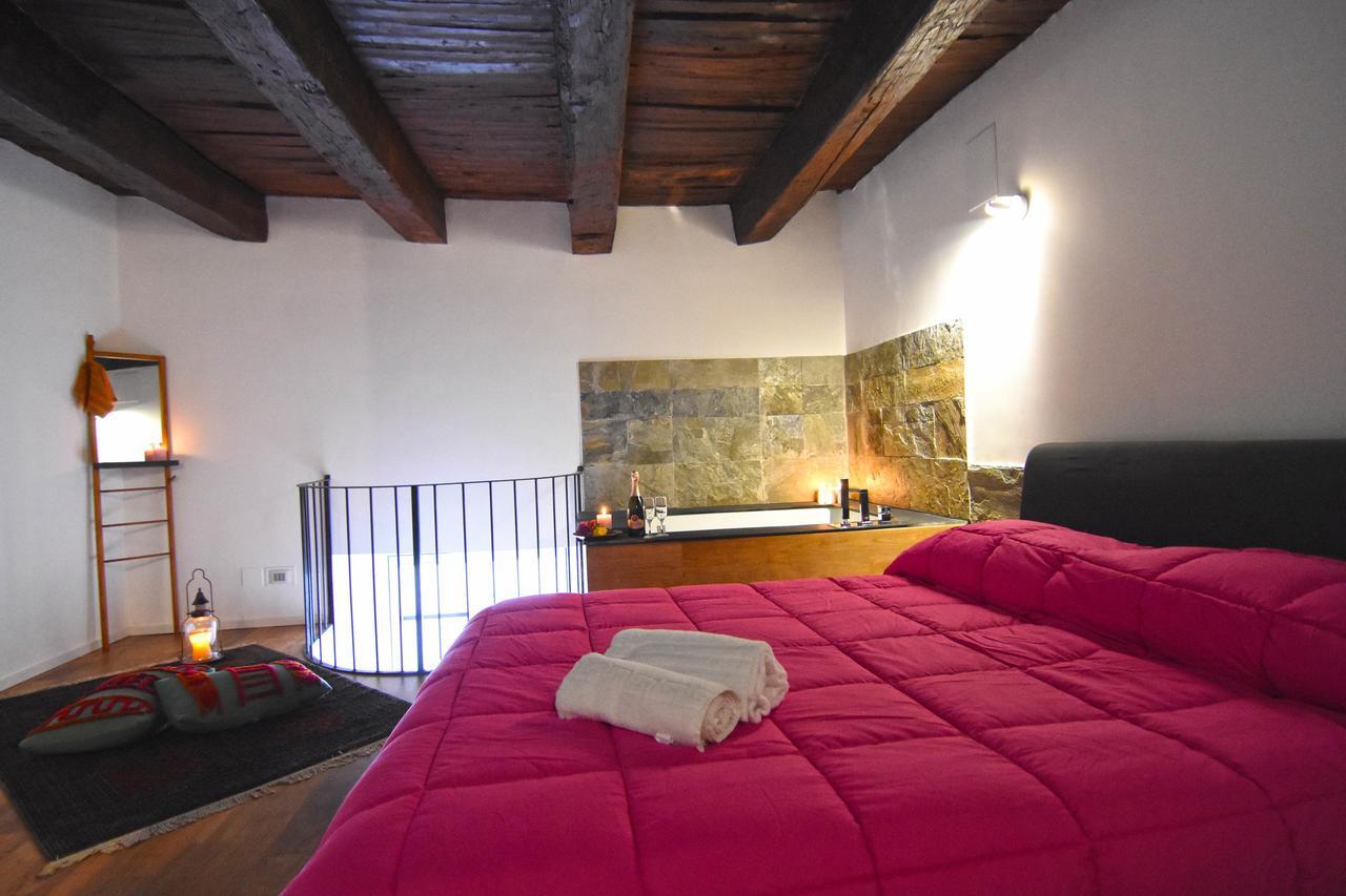 Corte Capomazza Appartamenti Naples Luaran gambar