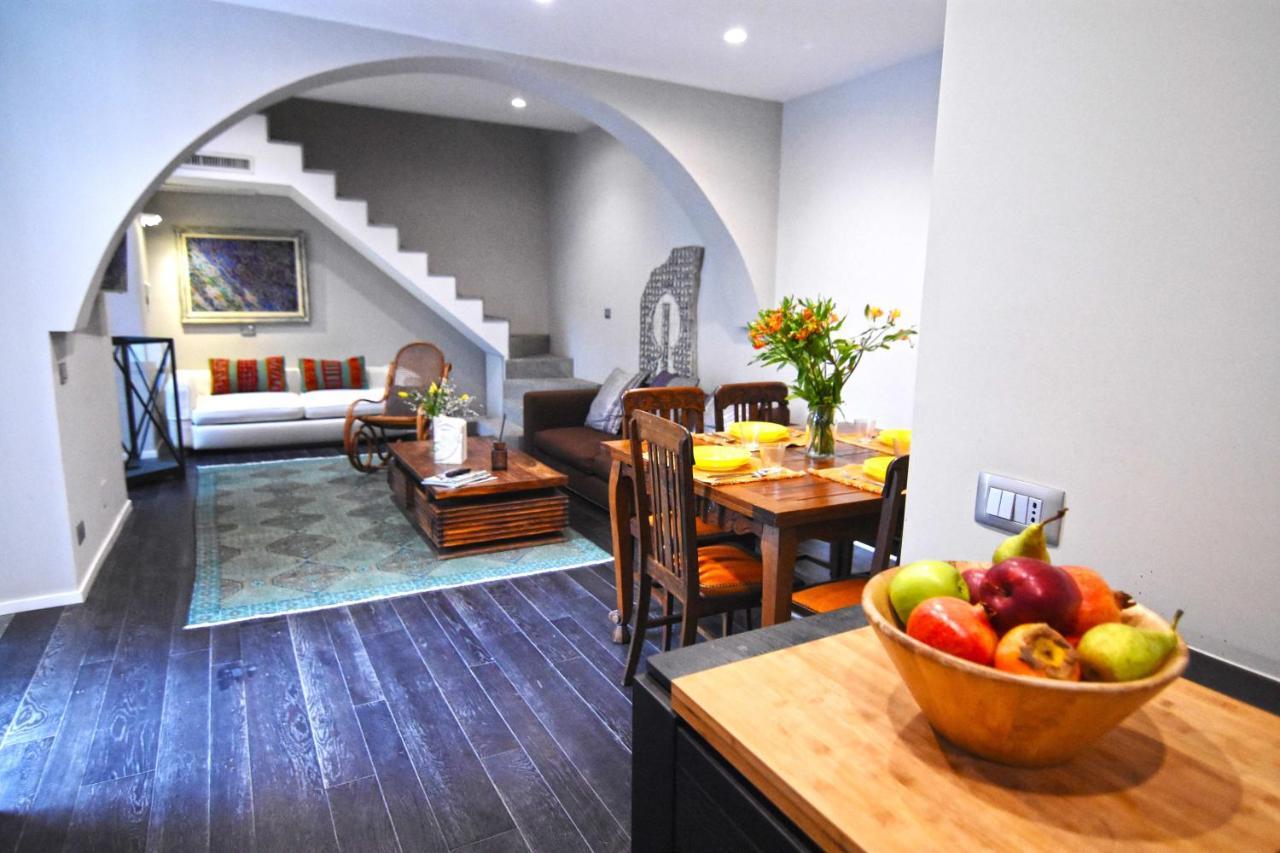 Corte Capomazza Appartamenti Naples Luaran gambar